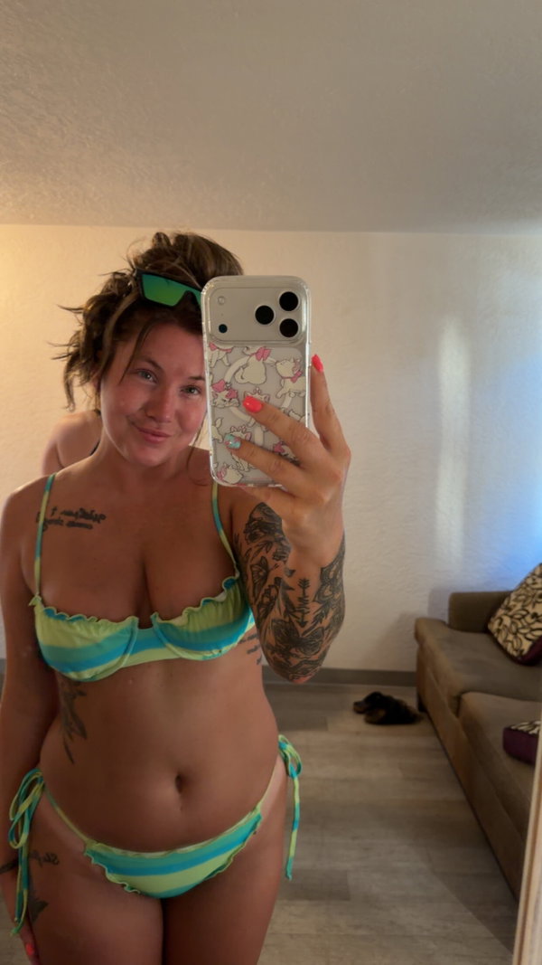 Freckles 💋 - OnlyFans creator with 0 reviews (0.0/5 stars)