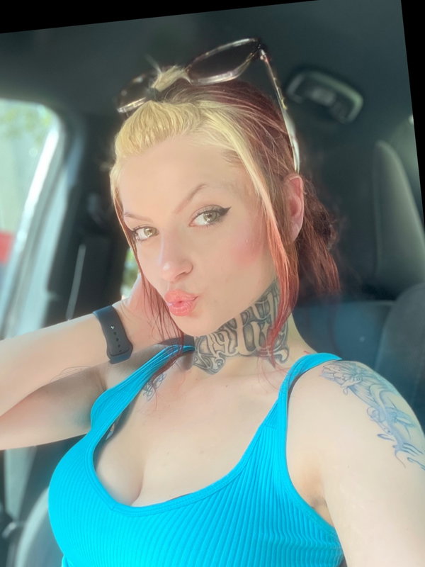BarbietheBrat - OnlyFans creator with 0 reviews (0.0/5 stars)