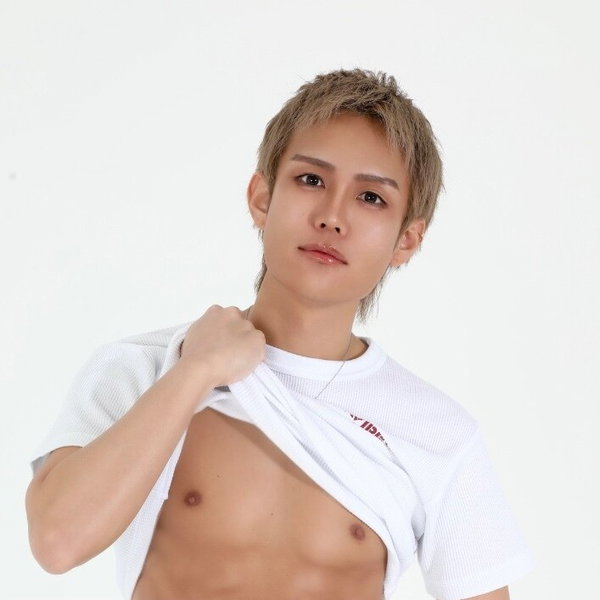 濱崎瑠射斗-RUITO HAMASAKI- - OnlyFans creator with 0 reviews (0.0/5 stars)