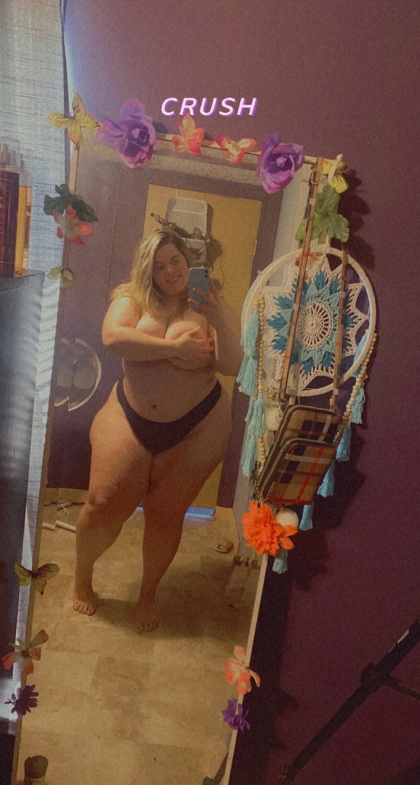 Sunny Breean 🥶❄️ - OnlyFans creator with 0 reviews (0.0/5 stars)