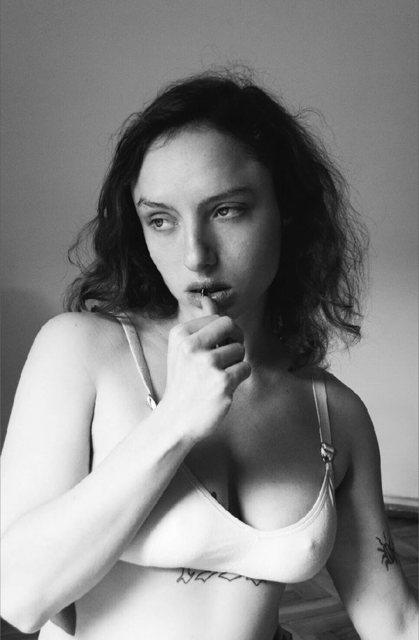 Nina - OnlyFans creator with 0 reviews (0.0/5 stars)