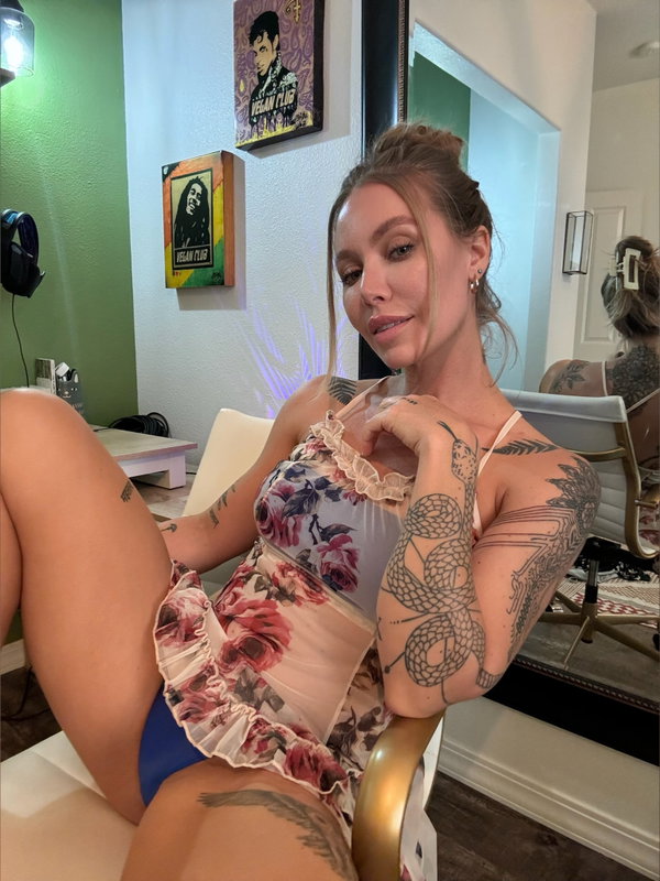 Nicole Aniston - OnlyFans creator with 0 reviews (0.0/5 stars)