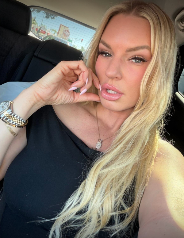Rachael Cavalli 🩷 - créateur OnlyFans avec 0 avis (0.0/5 étoiles)