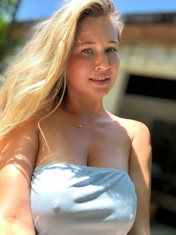 𝓢𝓽𝓮𝓵𝓵𝓪 𝓒𝓪𝓻𝓭𝓸 💋