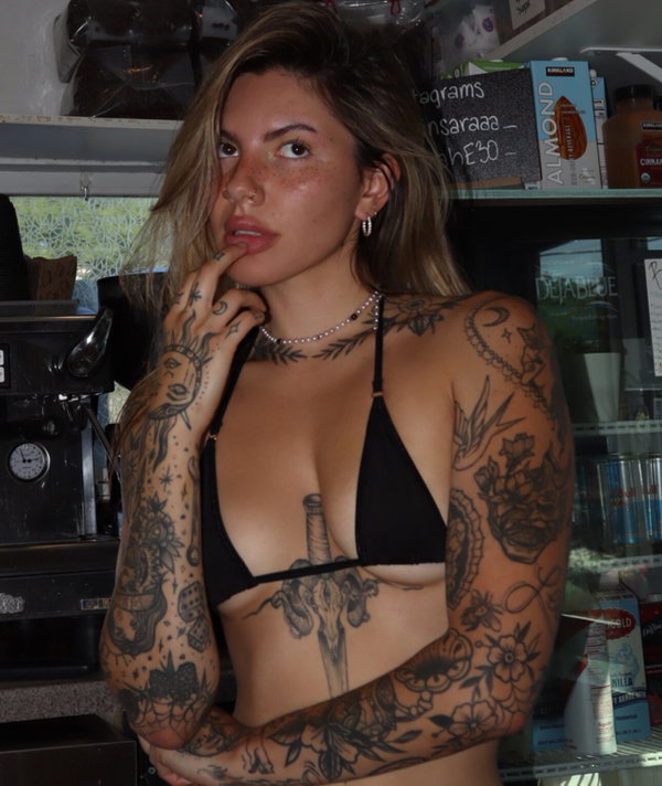 Sarah - créateur OnlyFans avec 0 avis (0.0/5 étoiles)