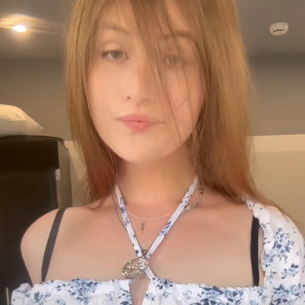 eva⛥ - créateur OnlyFans avec 4 avis (3.3/5 étoiles)