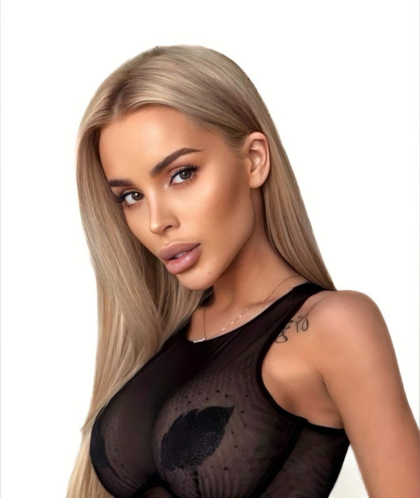 Elise 🌙 - OnlyFans creator with 0 reviews (0.0/5 stars)