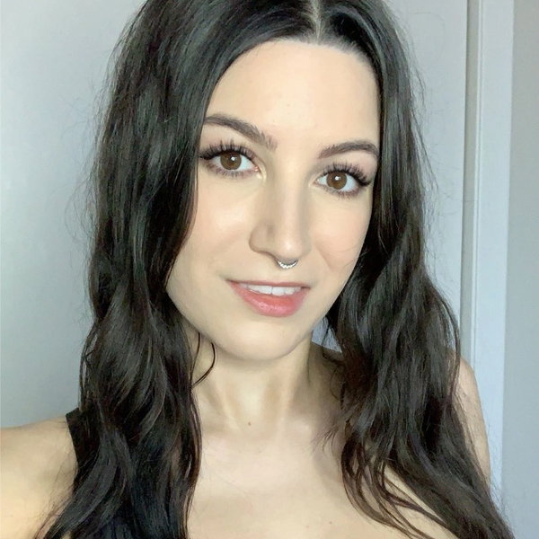 JustViolet - OnlyFans creator with 0 reviews (0.0/5 stars)