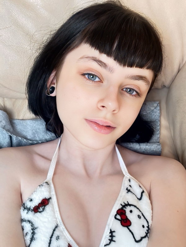 🍓🫶🏻Sweetheart Vlada 🫶🏻🍓 - OnlyFans creator with 0 reviews (0.0/5 stars)