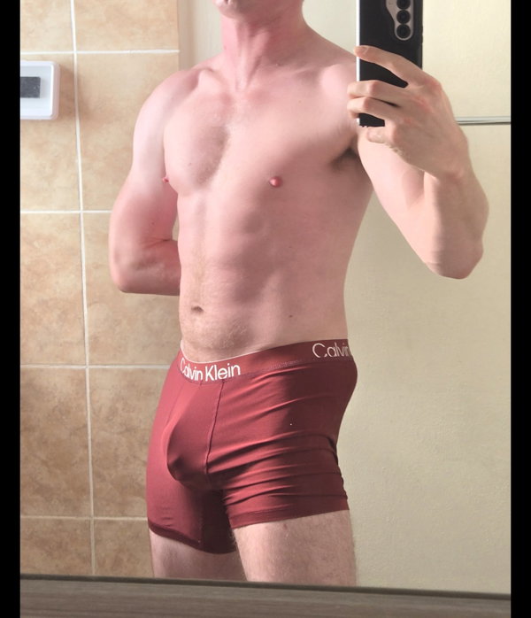 USAFBOY18 - OnlyFans creator with 0 reviews (0.0/5 stars)