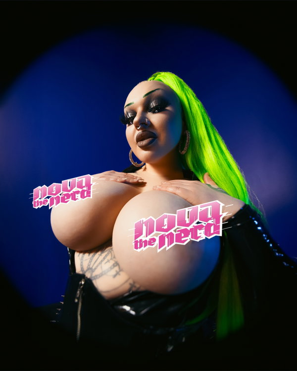 Nova The Nerd | VIP 💚 - OnlyFans creator with 0 reviews (0.0/5 stars)