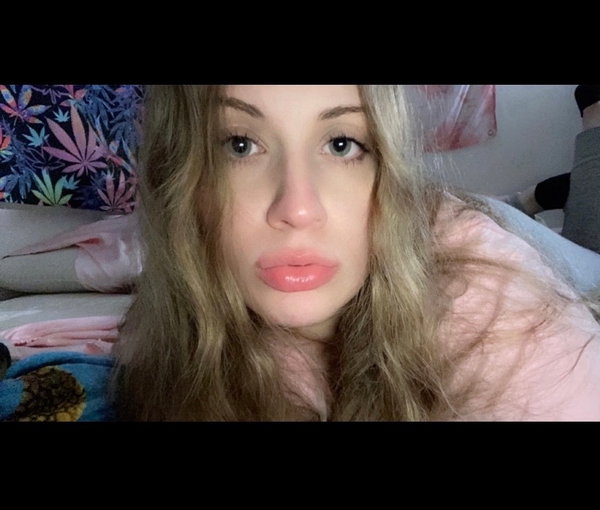 💜katie💜 - OnlyFans creator with 0 reviews (0.0/5 stars)