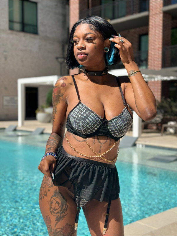 NO PAY PER VIEW 😍 - OnlyFans creator with 0 reviews (0.0/5 stars)