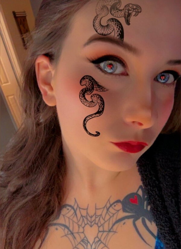 TattedLezBabe - OnlyFans creator with 0 reviews (0.0/5 stars)