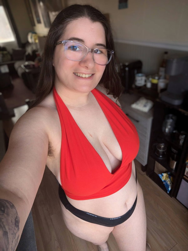 Nude Lilly - OnlyFans creator with 0 reviews (0.0/5 stars)