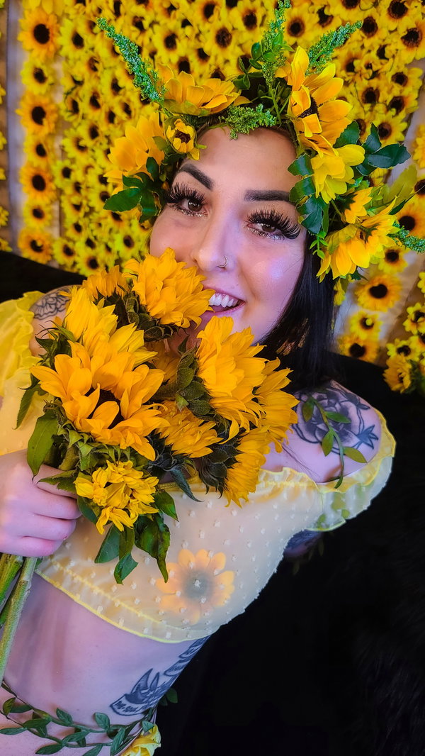 Serafina 💛🌻✨☀️ - OnlyFans creator with 0 reviews (0.0/5 stars)