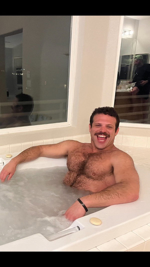 Brian - OnlyFans creator with 0 reviews (0.0/5 stars)
