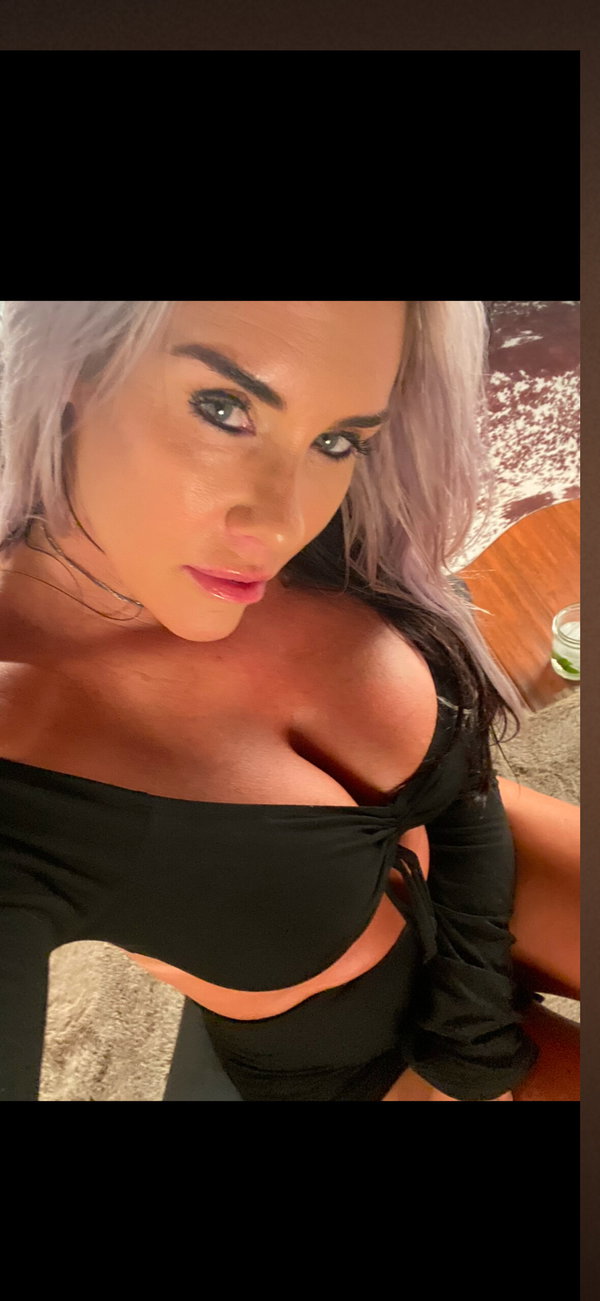 Noa FoxVIP - OnlyFans creator with 0 reviews (0.0/5 stars)
