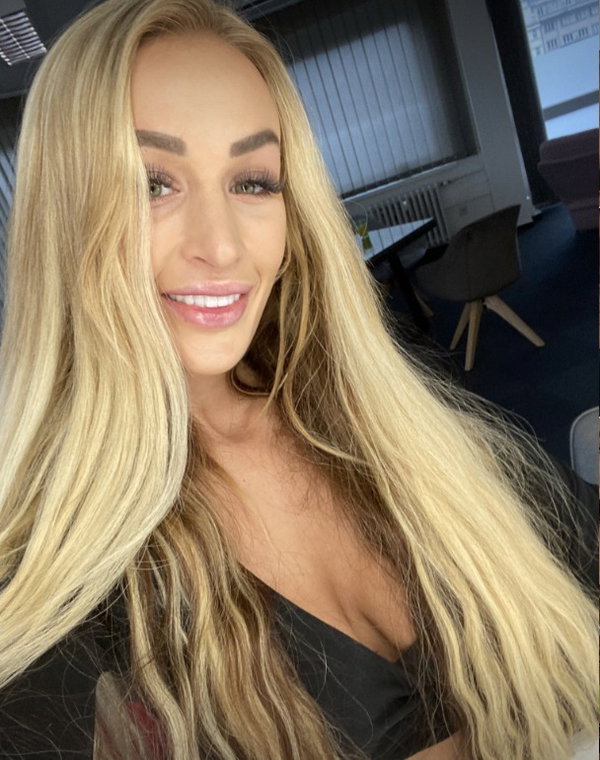 Wild Fantasy Daisy 🖤✨ - OnlyFans creator with 0 reviews (0.0/5 stars)