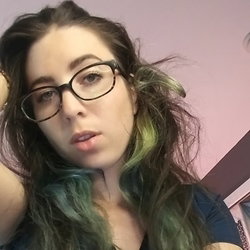 Serena Blair - créateur OnlyFans avec 0 avis (0.0/5 étoiles)