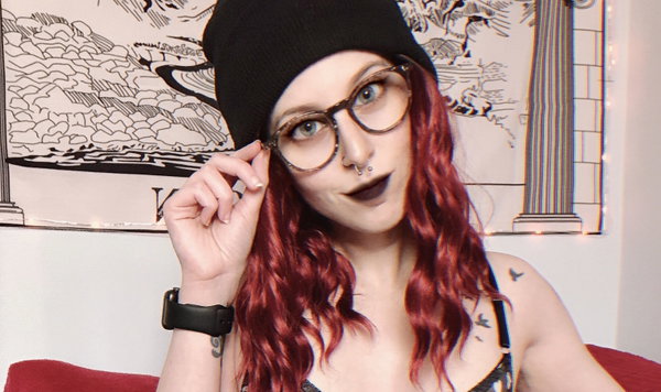 SLIMTHICK GOTH BABE 🥵 FREE - OnlyFans creator with 0 reviews (0.0/5 stars)