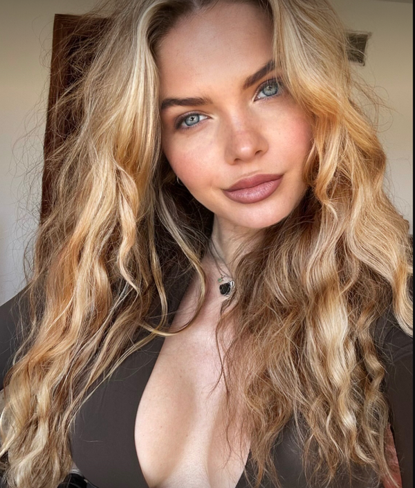 Lyfi Greens ✨💋 - OnlyFans creator with 0 reviews (0.0/5 stars)