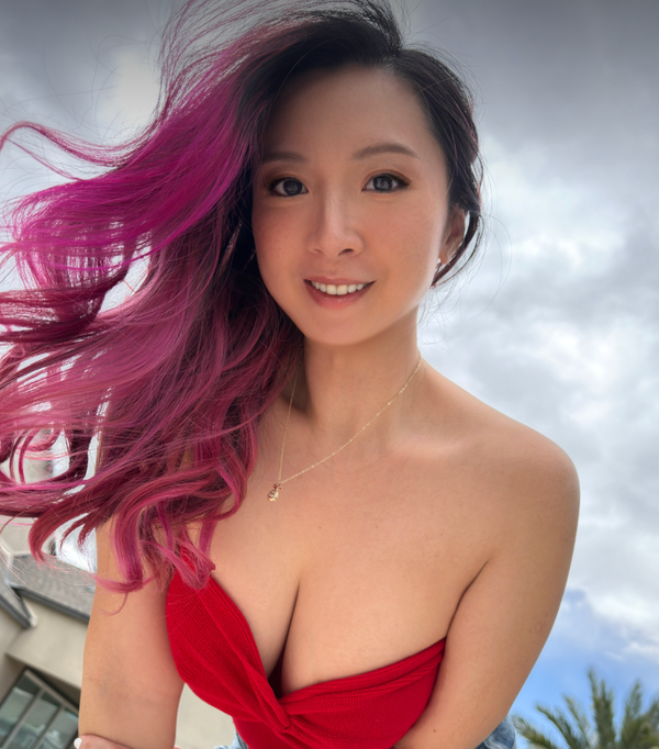 Monique Mae 🌺 Asianhotwife