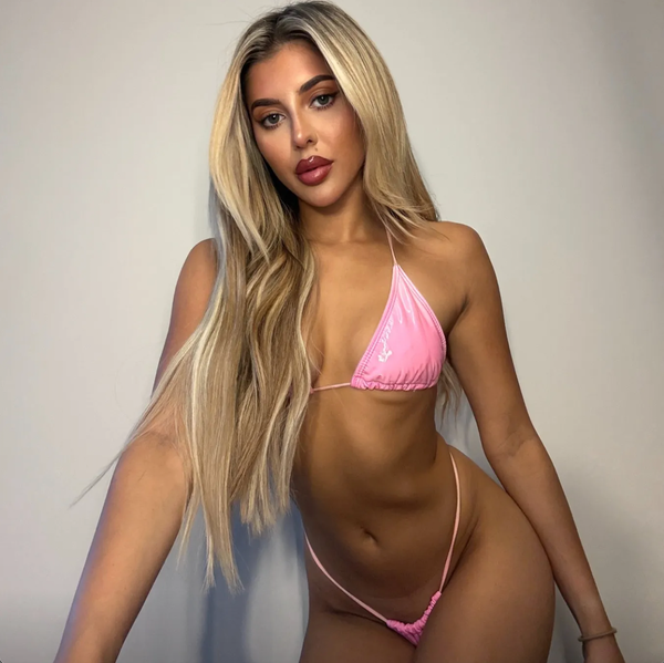 Goddess Emily 🇬🇧 - OnlyFans creator with 0 reviews (0.0/5 stars)