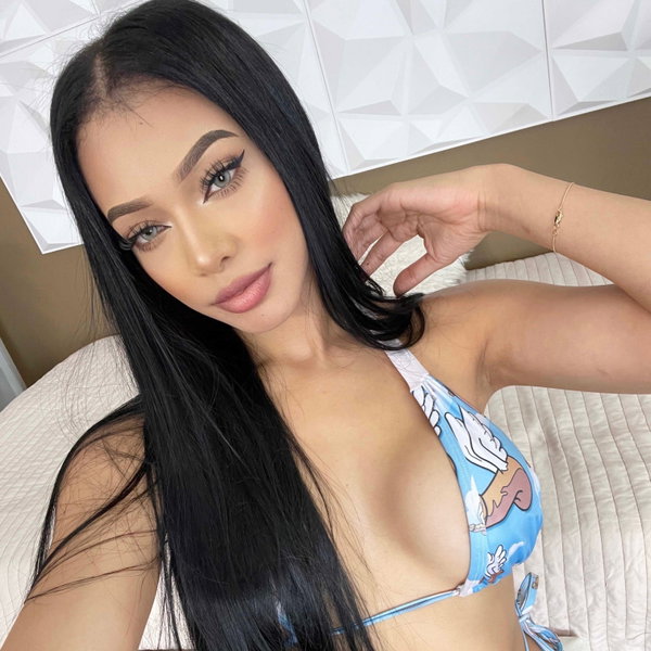Chloe Ray - OnlyFans creator with 0 reviews (0.0/5 stars)