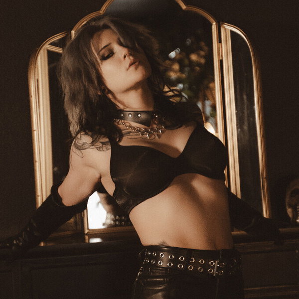 Adalind Gray - OnlyFans creator with 0 reviews (0.0/5 stars)