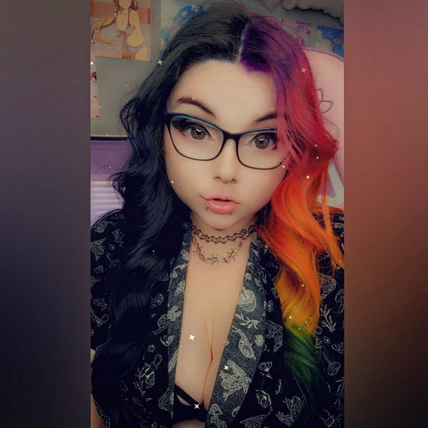 Lilly - OnlyFans creator with 0 reviews (0.0/5 stars)