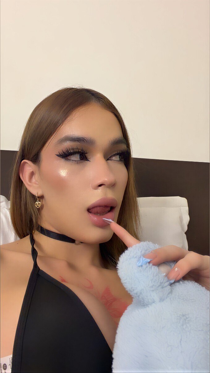 Isabella 🏳️‍⚧️