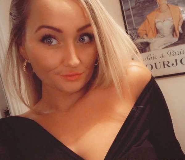 Chorley Clover 🔞 British Mum 🖤 VIP PAGE - OnlyFans creator with 0 reviews (0.0/5 stars)
