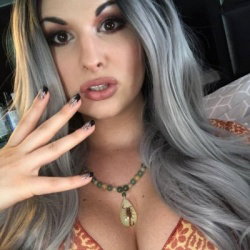 Bailey Jay - créateur OnlyFans avec 0 avis (0.0/5 étoiles)