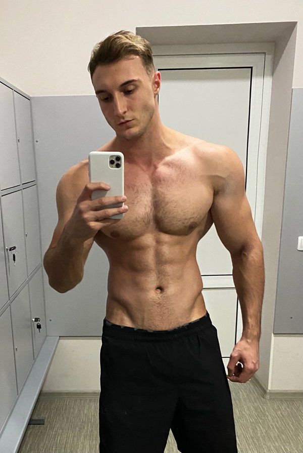 Tom Hard - OnlyFans creator with 0 reviews (0.0/5 stars)