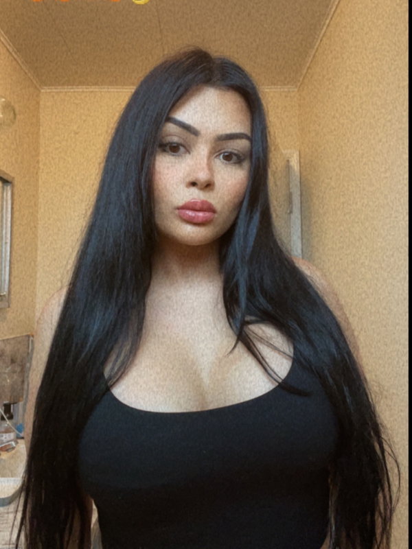 Lina - créateur OnlyFans avec 0 avis (0.0/5 étoiles)