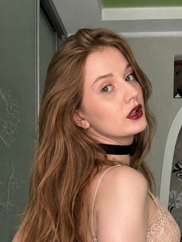 ● Dinara ●🤍 - OnlyFans creator with 0 reviews (0.0/5 stars)