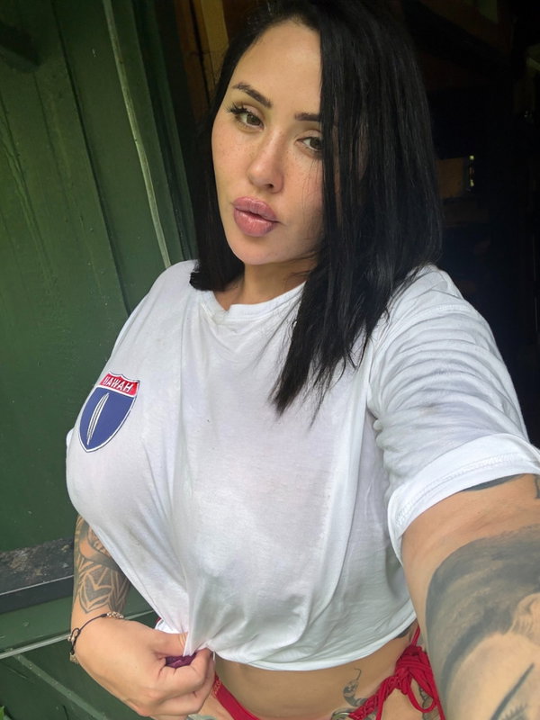 SiNGLE STEPMOM DREA ALEXA