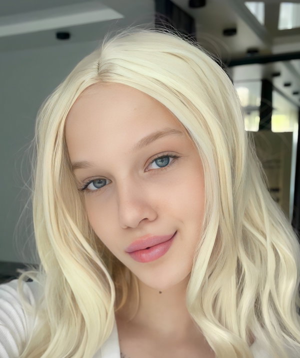 Li 🤍🪽 - OnlyFans creator with 0 reviews (0.0/5 stars)