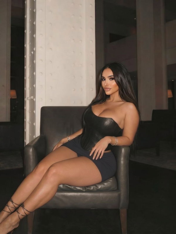 LATINA BARBIE 💕 - OnlyFans creator with 0 reviews (0.0/5 stars)