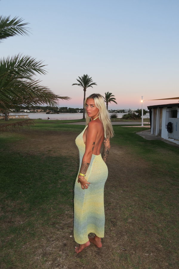 Beth Quinn - OnlyFans creator with 0 reviews (0.0/5 stars)
