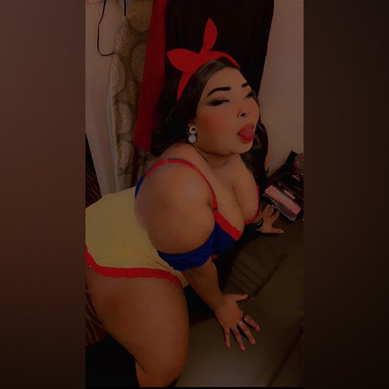 ♡ Disney Mom Hips ♡ - Onlyfans Creator