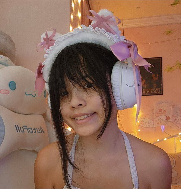 Akiko Kitty - OnlyFans creator with 0 reviews (0.0/5 stars)