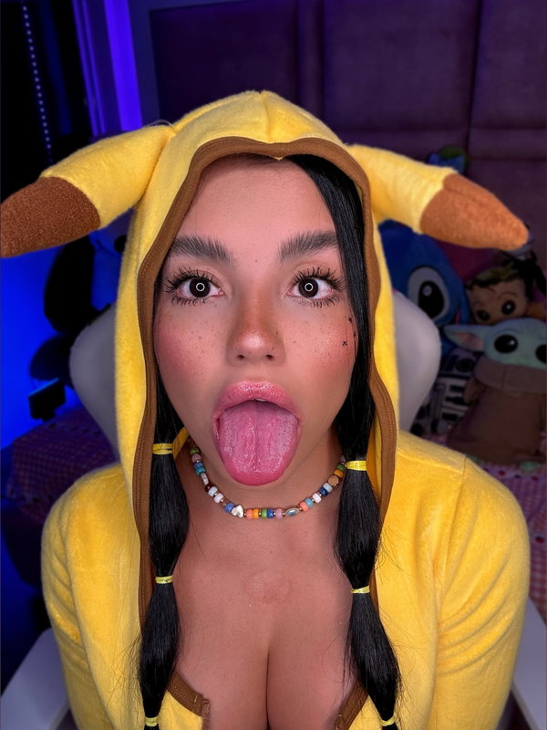 Andrea - OnlyFans creator with 0 reviews (0.0/5 stars)