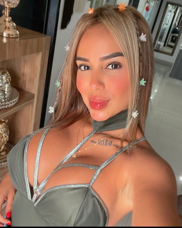 Mia❤️‍🔥 - OnlyFans creator with 0 reviews (0.0/5 stars)