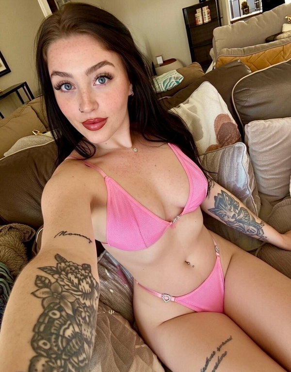 Bree ❤️‍🔥 - OnlyFans creator with 0 reviews (0.0/5 stars)