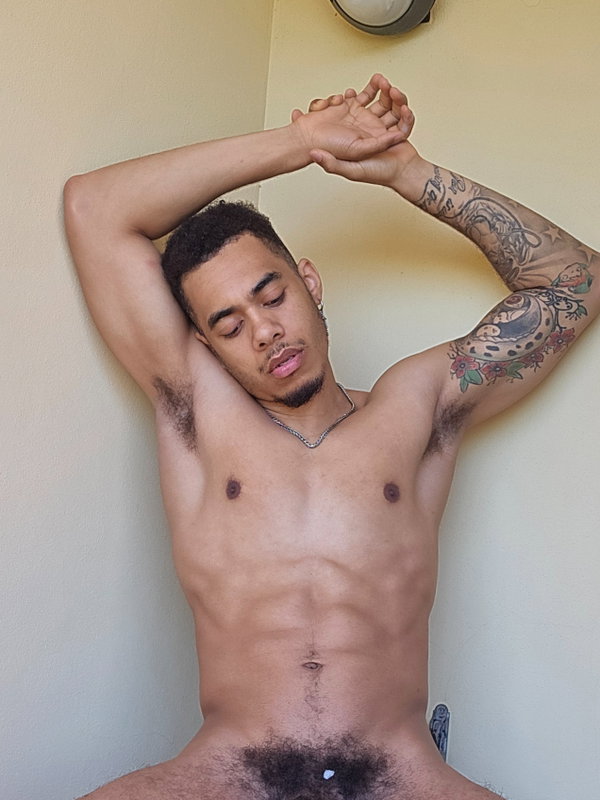 Magicsempai - OnlyFans creator with 0 reviews (0.0/5 stars)