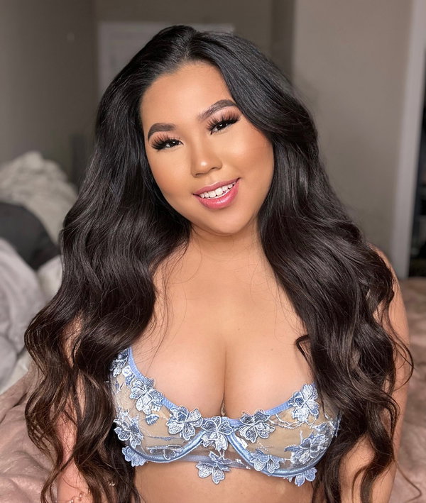 Scarlet Lee - OnlyFans creator with 0 reviews (0.0/5 stars)