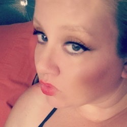 Blonde Babe - OnlyFans creator with 0 reviews (0.0/5 stars)