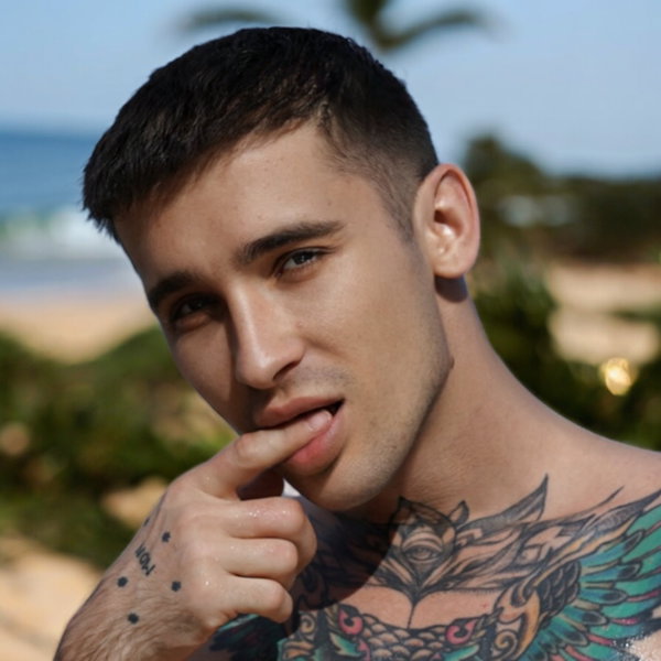 DENNIS NICKOLERO 🩵 - OnlyFans creator with 0 reviews (0.0/5 stars)